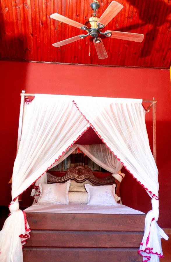Bed and Breakfast Bohobe Naboty Toliara Exterior foto