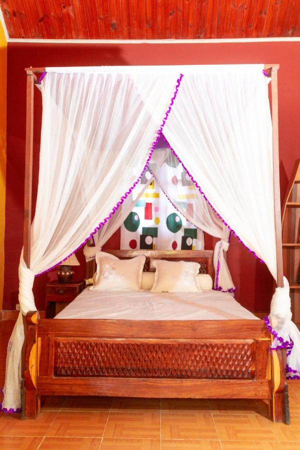 Bed and Breakfast Bohobe Naboty Toliara Exterior foto