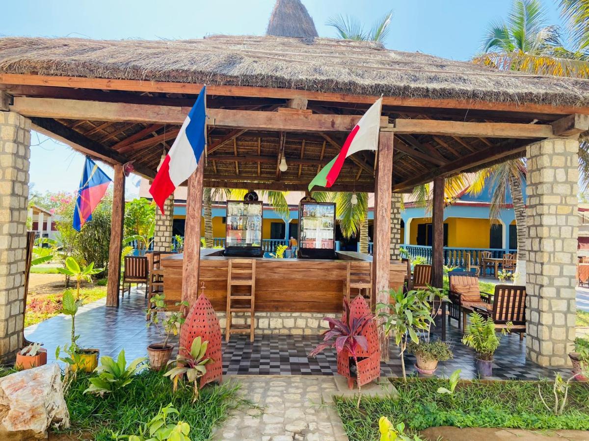 Bed and Breakfast Bohobe Naboty Toliara Exterior foto