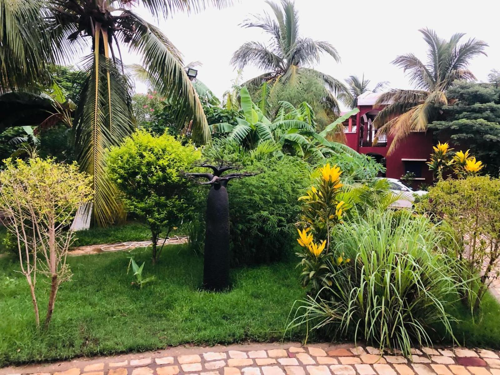 Bed and Breakfast Bohobe Naboty Toliara Exterior foto